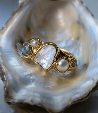 MIST HEIRLOOM RING