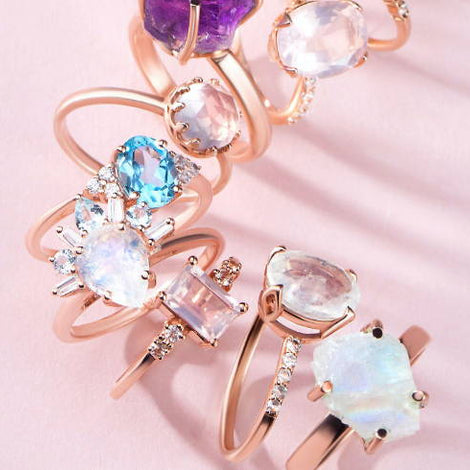 Birthstones by Month: Traditional Birthstones and Modern Alternatives