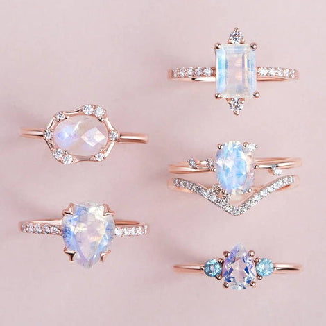 What is Moonstone Jewelry?