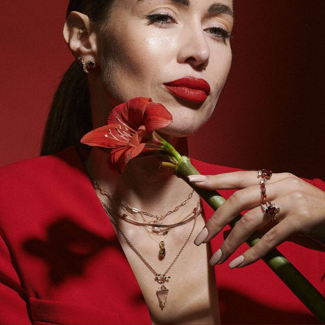 5 Christmas Gifts That Celebrate Your Wife’s Inner Strength