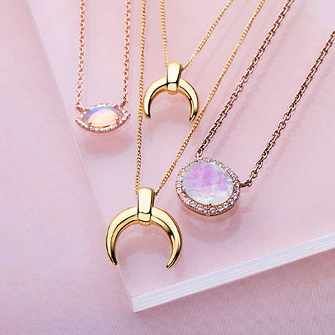 How to Layer Necklaces