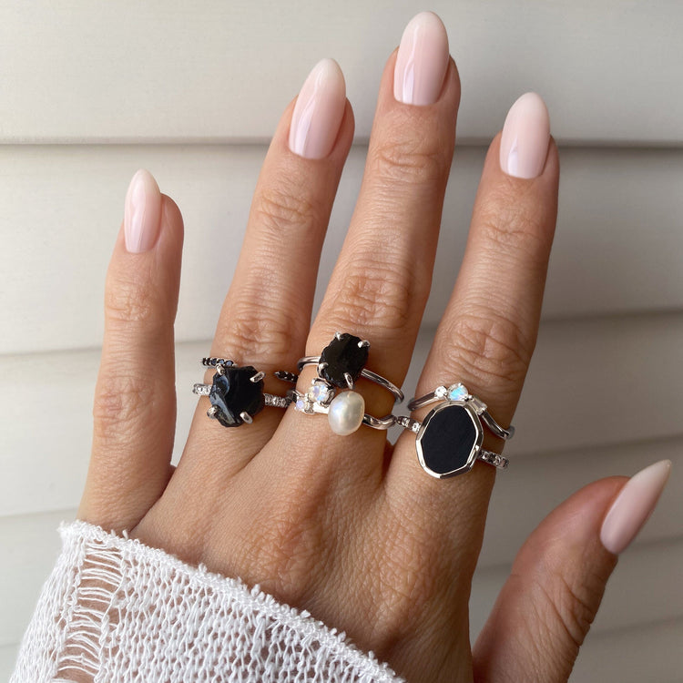 Raw Crystal Ring Petite Black Obsidian – Moon Magic