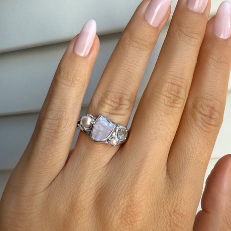 Moonstone Pearl Ring - Mist Heirloom