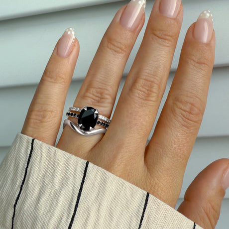 Black Obsidian Black Spinel Harlow Ring & Waves Band & Twinkling Band