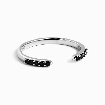 Black Spinel Ring - Twinkling Band – Moon Magic