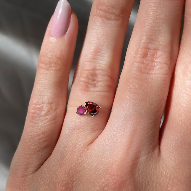 Floating Ring Toi Et Moi Garnet Ruby – Moon Magic - Main Image