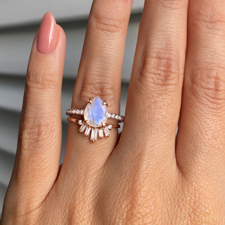 Nymph Ring & Sovereign Band