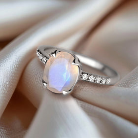 Moonstone Ring - Harlow