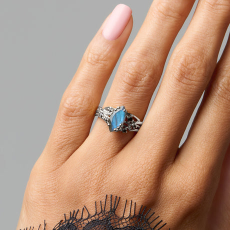 Labradorite Black Spinel Ring - Radiance