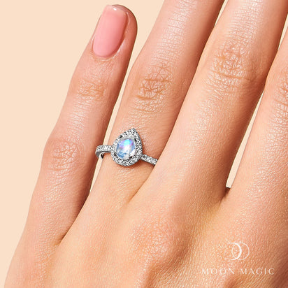 Meaning of moonstone hot sale engagement ring